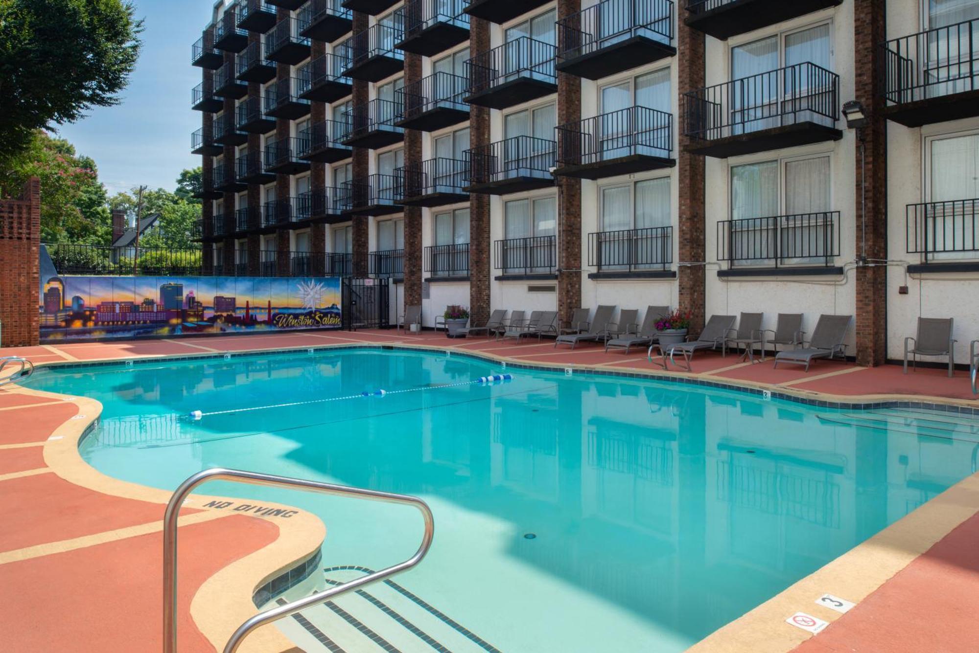 Hawthorne Inn & Conference Center Winston-Salem Exterior photo