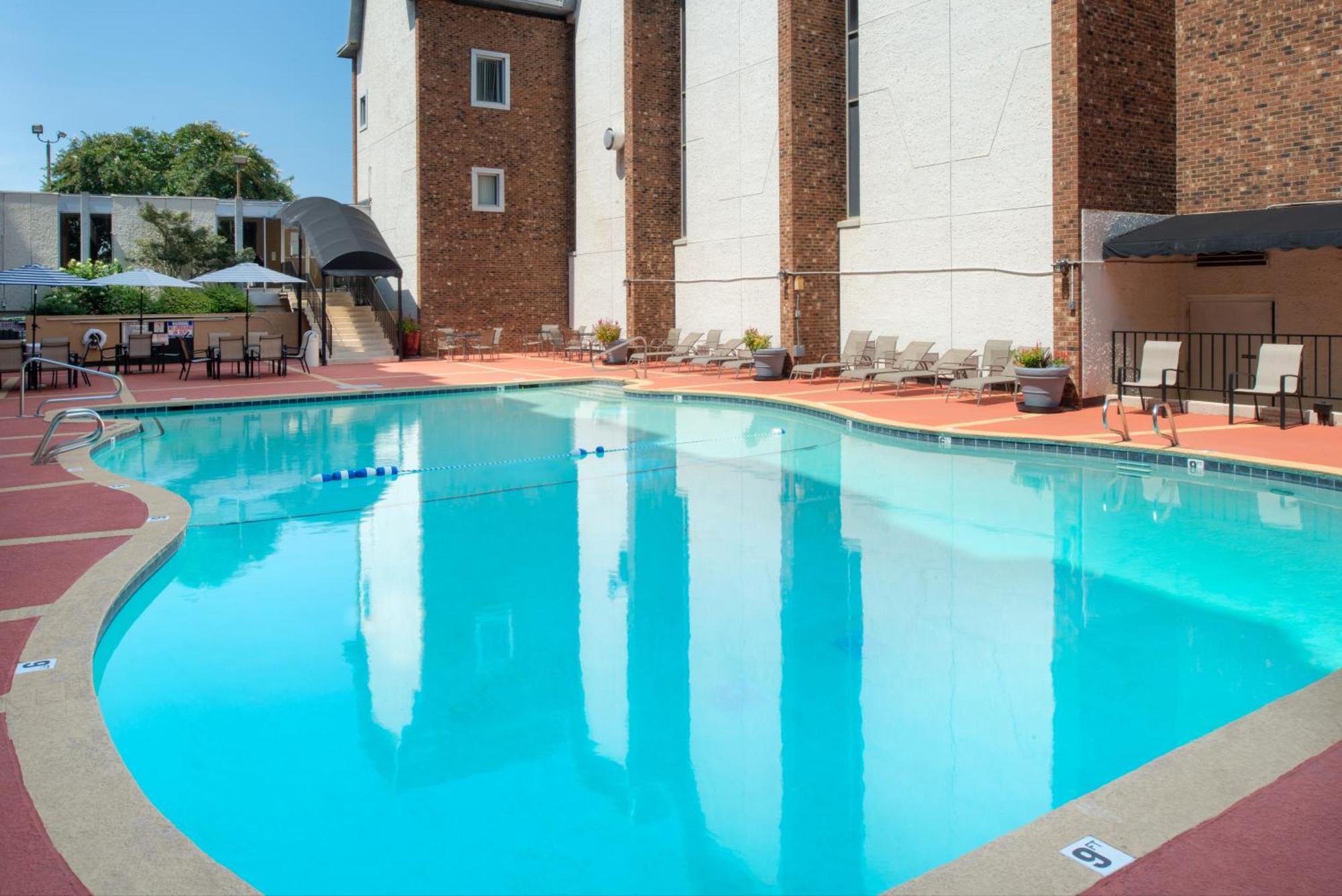 Hawthorne Inn & Conference Center Winston-Salem Exterior photo